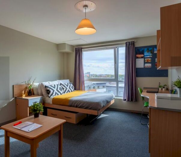 Studio To Rent In Lineker Road, Leicester, LE2