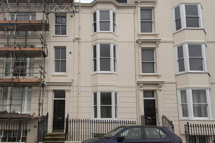 1 Bedroom Apartment For Sale In Dorset Gardens, Brighton, BN2