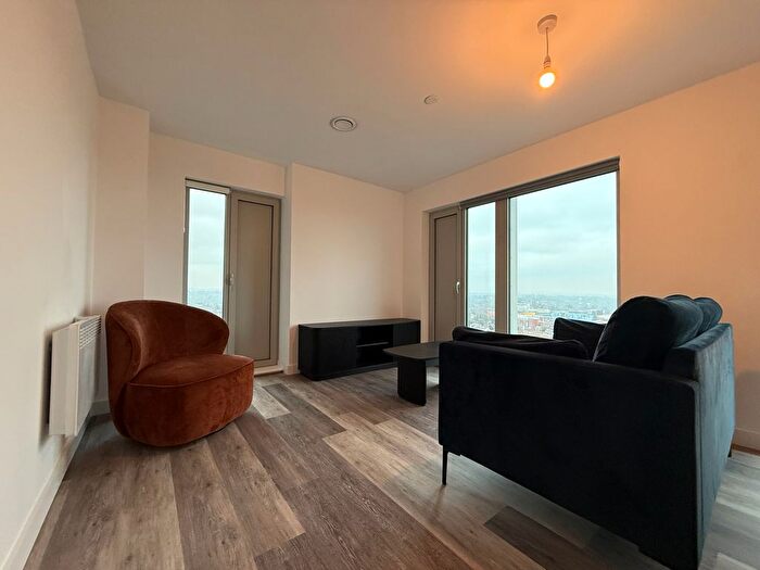 3 Bedroom Flat To Rent In Church Street Development, Eccles, M30