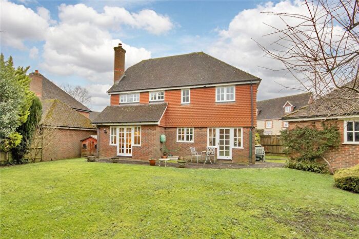 4 Bedroom Detached House For Sale In Fen Meadow, Ightham, Sevenoaks, Kent, TN15