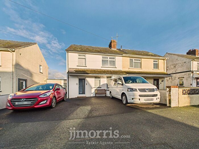3 Bedroom Semi-Detached House For Sale In Heol Preseli, Fishguard, SA65