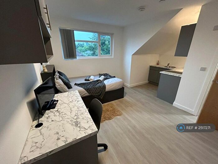Studio To Rent In Humphrey Road, Manchester, M16