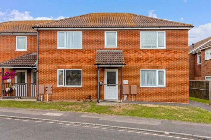 1 Bedroom Flat To Rent In Ash Croft, Elm Grove, Lancing, BN15