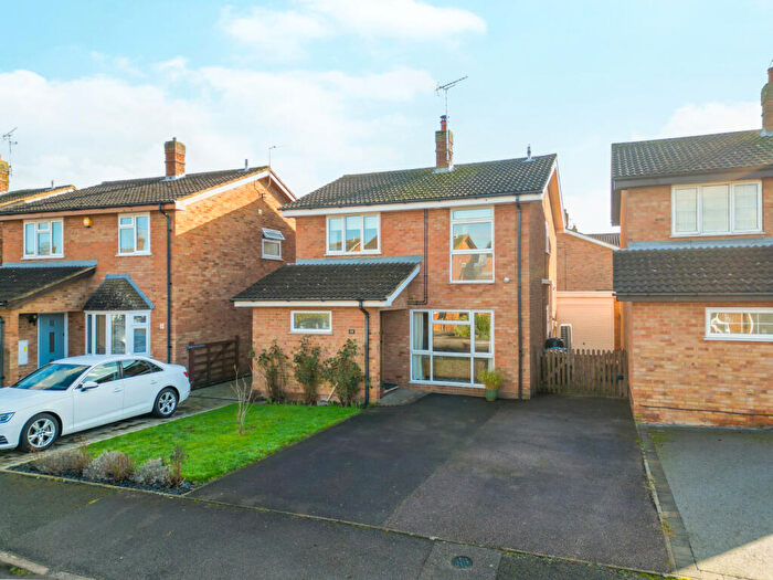 4 Bedroom Detached House For Sale In Rushendon Furlong, Pitstone, LU7