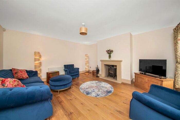 4 Bedroom Detached House For Sale In South Back Lane, Stillington, York, YO61