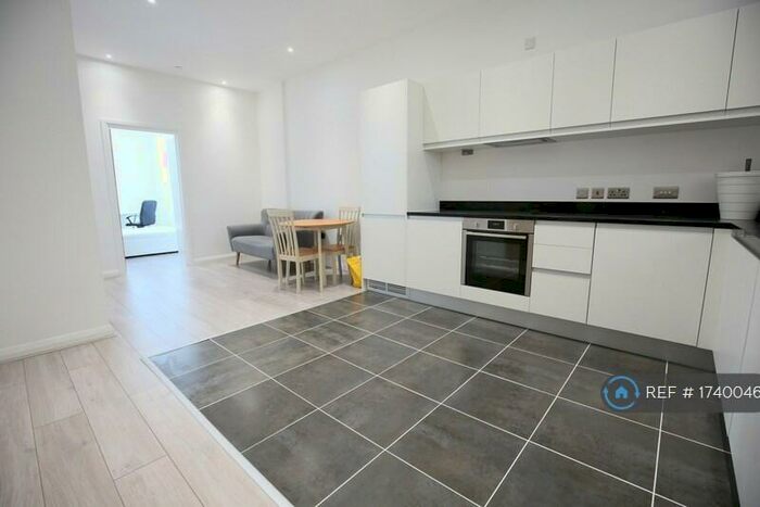 2 Bedroom Flat To Rent In The Co-Operative Building, Coventry, CV1