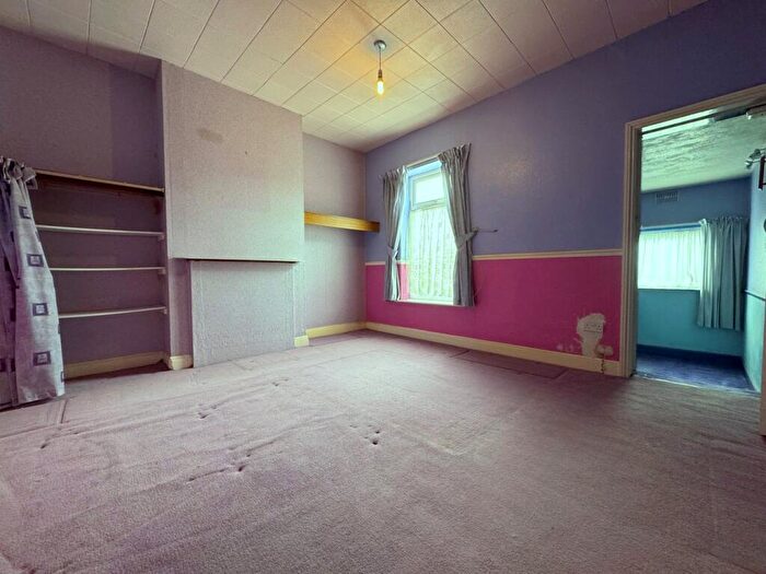 3 Bedroom Terraced House For Sale In Bearwood Hill Road, Winshill, Burton-on-Trent, DE15
