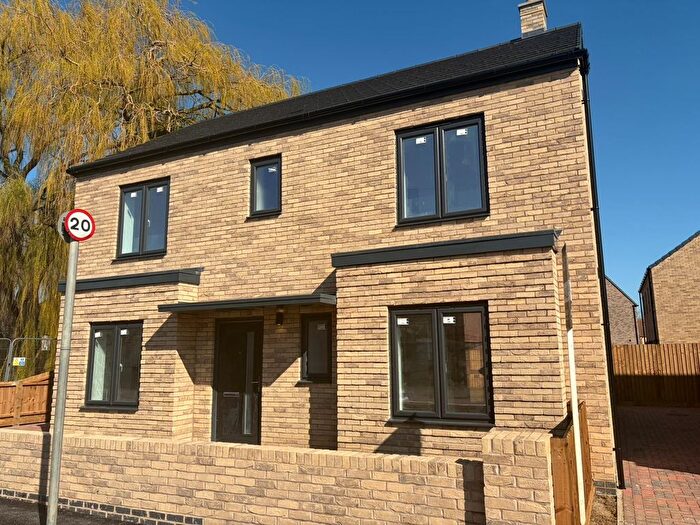 4 Bedroom Detached House For Sale In Main Street, Farcet, Peterborough, PE7