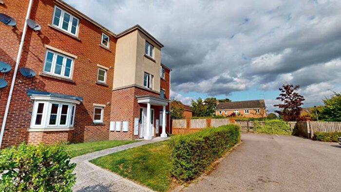 2 Bedroom Flat To Rent In Garden Close, Moorgate, Rotherham, S60