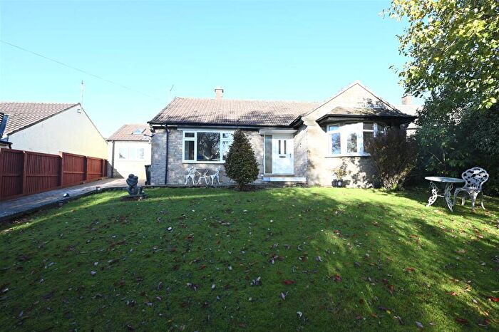 4 Bedroom Detached Bungalow For Sale In Gilling Road, Richmond, DL10