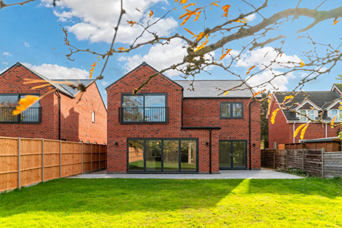 4 Bedroom Detached House For Sale In Coventry Road, Thurlaston, Rugby Warwickshire, CV23