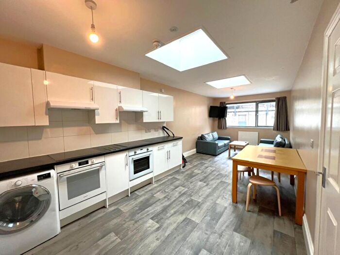7 Bedroom House To Rent In Marsh Street, Bristol, BS1