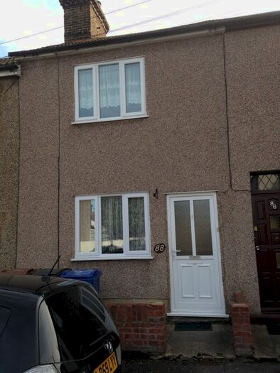 3 Bedroom Terraced House To Rent In William Street, Grays, Essex, RM17