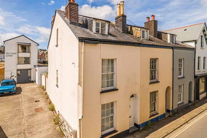 4 Bedroom Terraced House For Sale In Bideford, EX39