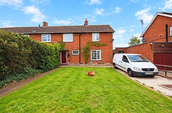 3 Bedroom Terraced House For Sale In Lawford Lane, Bilton, Rugby, CV22