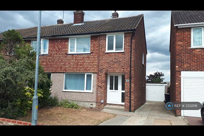 3 Bedroom Semi-Detached House To Rent In Heath Drive, Chelmsford, CM2