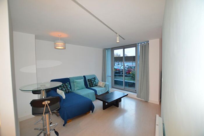 1 Bedroom Flat To Rent In Manor Mills, Leeds, LS11