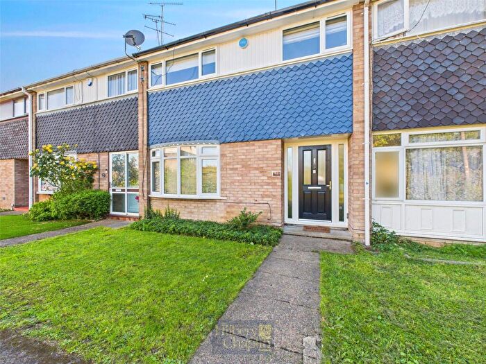 3 Bedroom Terraced House For Sale In Mynchens, Basildon, Essex, SS15