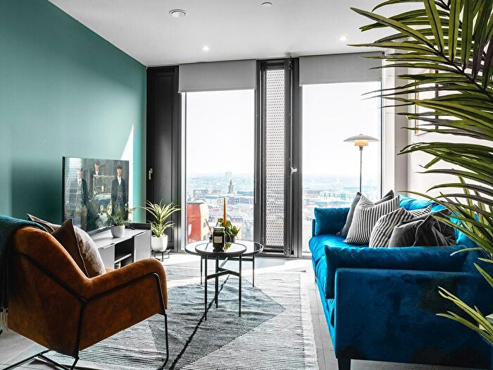 1 Bedroom Apartment To Rent In The Mercian, Broad St Birmingham, B15