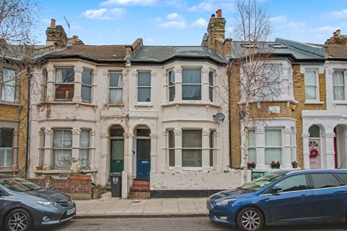 4 Bedroom Terraced House For Sale In Belgrade Road, Stoke Newington, London, N16