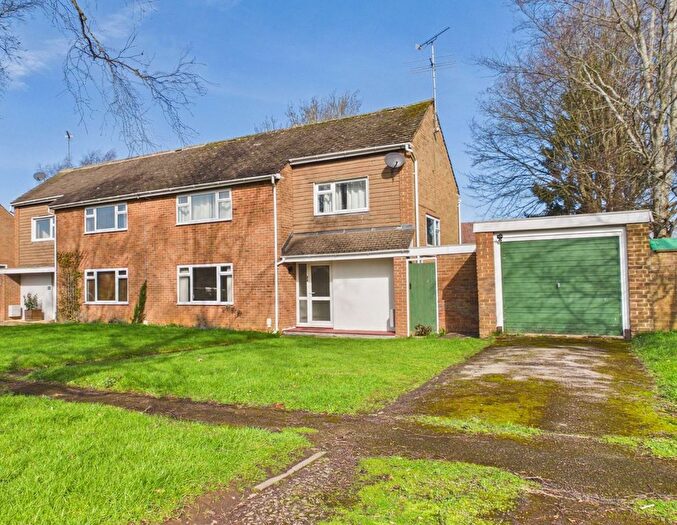 4 Bedroom Semi Detached House For Sale In Mosedale, Moreton-In-Marsh, GL56