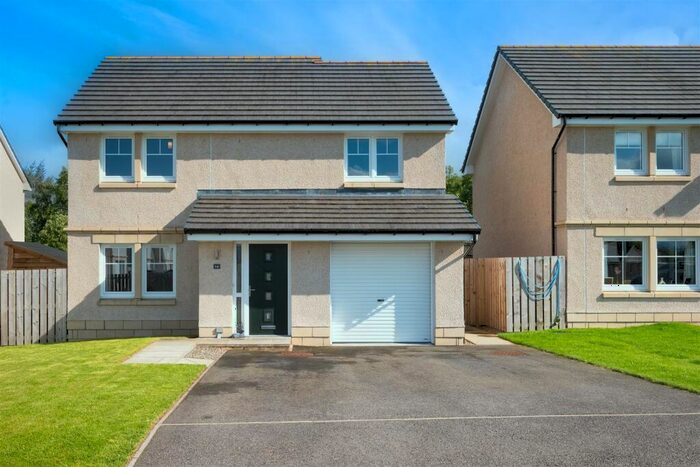 3 Bedroom Detached House For Sale In Macrae Park, Muir Of Ord, IV6