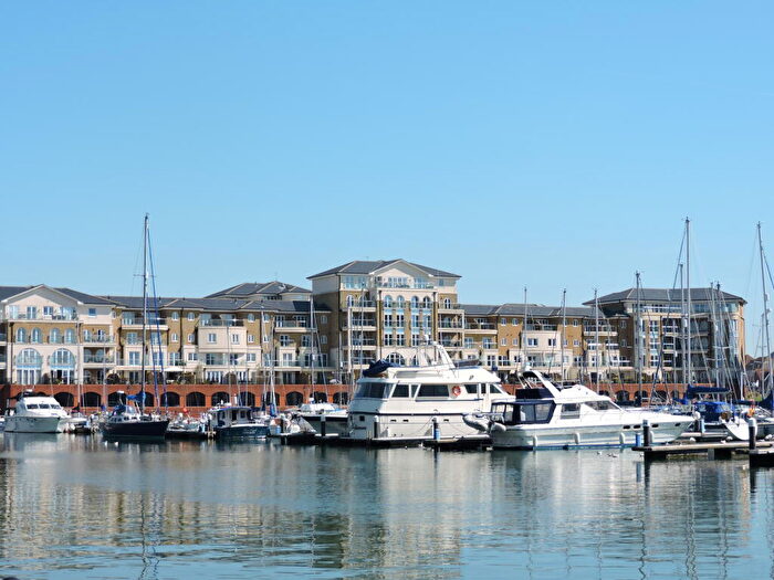 2 Bedroom Apartment To Rent In Hamilton Quay, Sovereign Harbour, Eastbourne, East Sussex, BN23