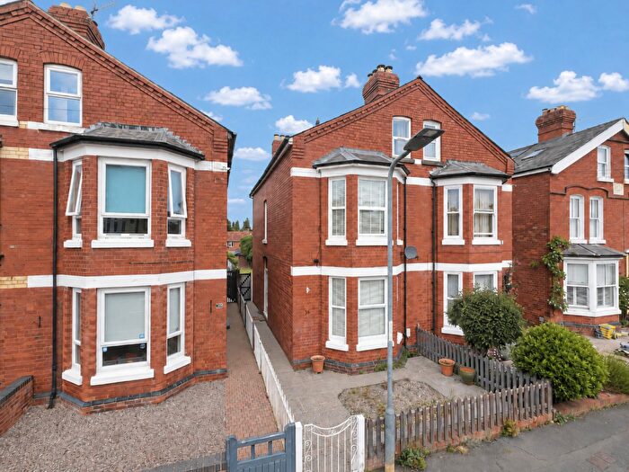4 Bedroom Semi-Detached House For Sale In Tower Road, Hereford, HR4