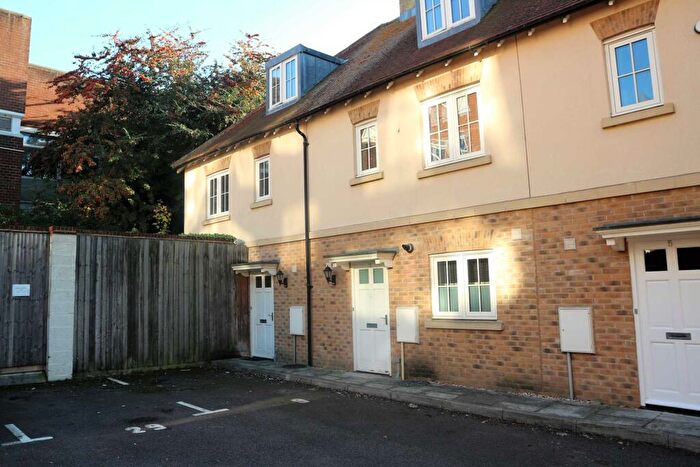 4 Bedroom Town House To Rent In Flagstaff Court, Canterbury, CT1