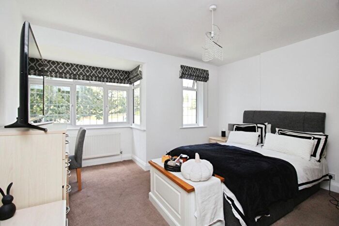 5 Bedroom Semi-detached House For Sale In Studley Road, Ripon, HG4