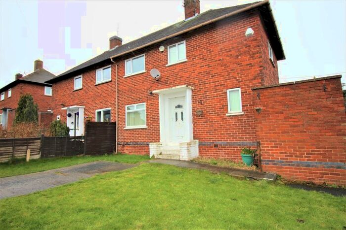 2 Bedroom Semi-Detached House To Rent In Ravenscroft Drive, Sheffield, Sheffield, S13