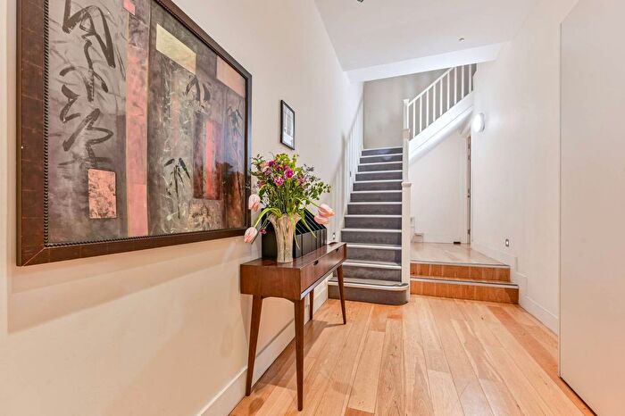 2 Bedroom Flat To Rent In Prince Of Wales Road, Kentish Town, London, NW5