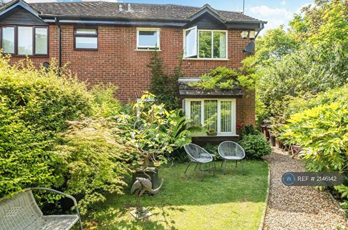 1 Bedroom Semi-Detached House To Rent In Victoria Mews, Reading, RG30