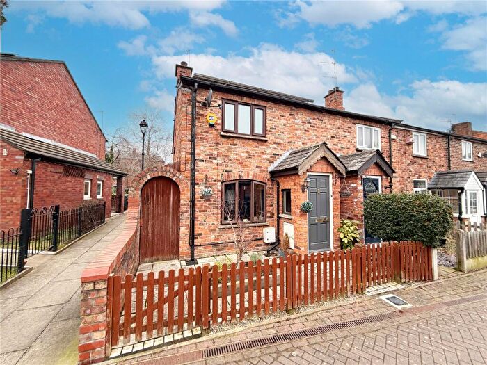3 Bedroom End Of Terrace House For Sale In Grove Lane, Didsbury, M20