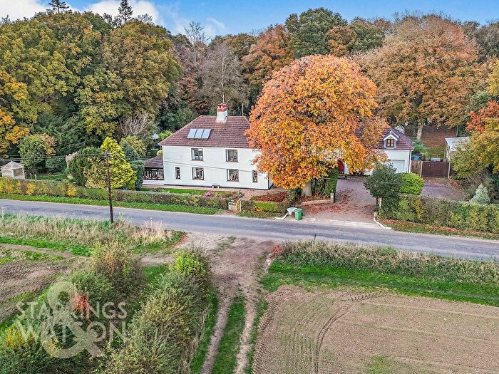 5 Bedroom Detached House For Sale In Wood Lane, Buckenham, Norwich, NR13
