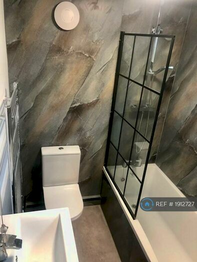 2 Bedroom Terraced House To Rent In Kingsley Road, Nottingham, NG2