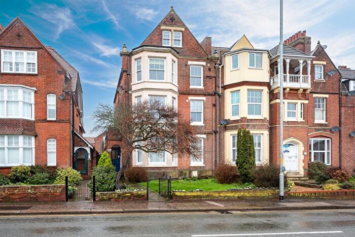 3 Bedroom Maisonette For Sale In Norwich Road, Cromer, NR27