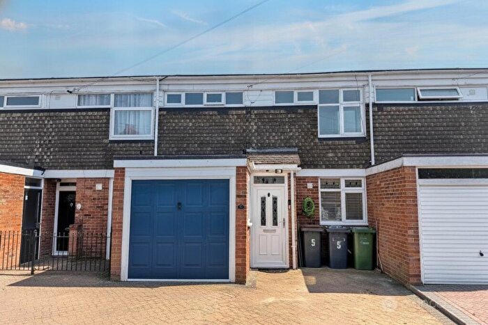 3 Bedroom Terraced House For Sale In The Nook, Attleborough, Nuneaton, CV11