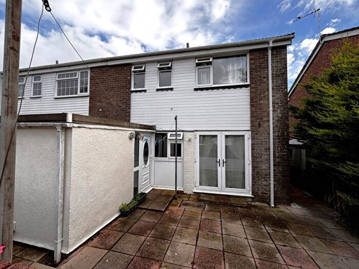 2 Bedroom End Of Terrace House For Sale In Sycamore Way, Carmarthen, SA31