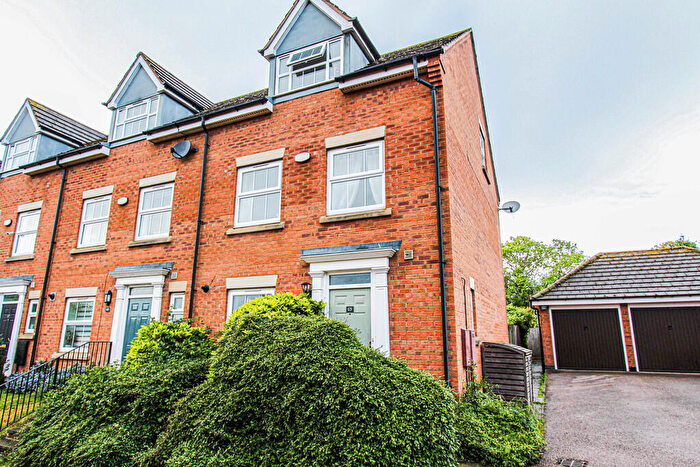 3 Bedroom Town House For Sale In Presland Way, Irthlingborough, NN9