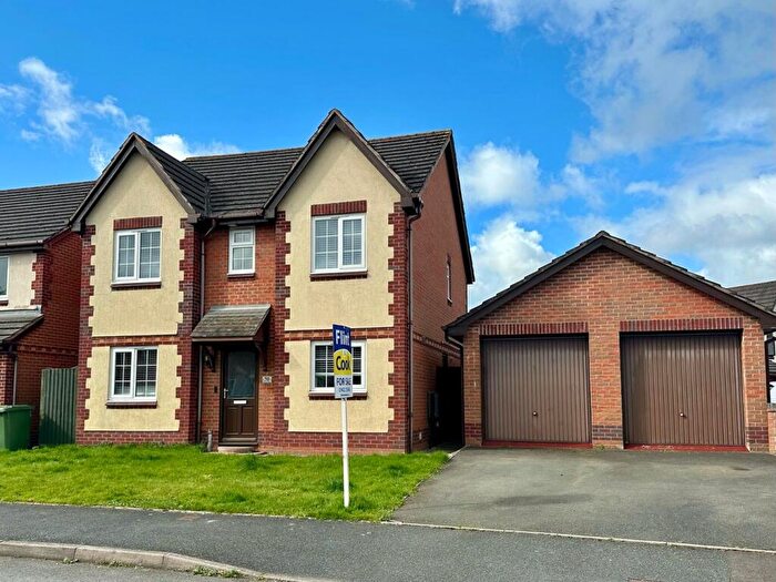 4 Bedroom Detached House For Sale In Hever Road, Lower Bullingham, Hereford, HR2