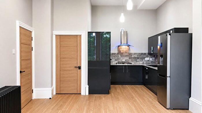 2 Bedroom Flat To Rent In Eslington Road, Jesmond, Newcastle Upon Tyne, NE2