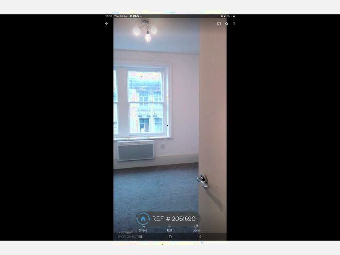 1 Bedroom Flat To Rent In North Street, Keighley, BD21