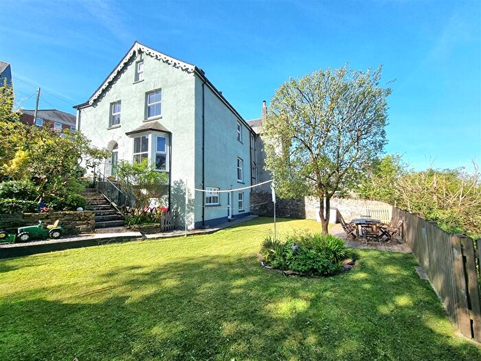 5 Bedroom Semi Detached House For Sale In Dockacre Road, Launceston, PL15