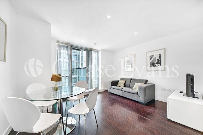 1 Bedroom Flat For Sale In East Tower, Pan Peninsula Square, Canary Wharf, London, E14