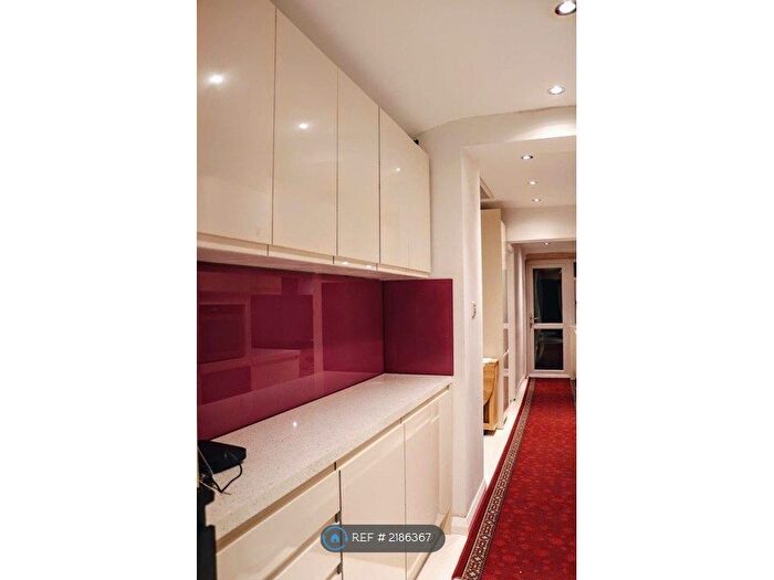 5 Bedroom Terraced House To Rent In Garfield Road, London, EN3
