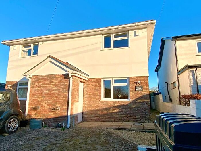 3 Bedroom Semi-detached House For Sale In Neeham Road, St. Newlyn East, TR8