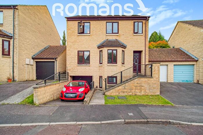 4 Bedroom Detached House To Rent In Langdon Road, Bath, BA2