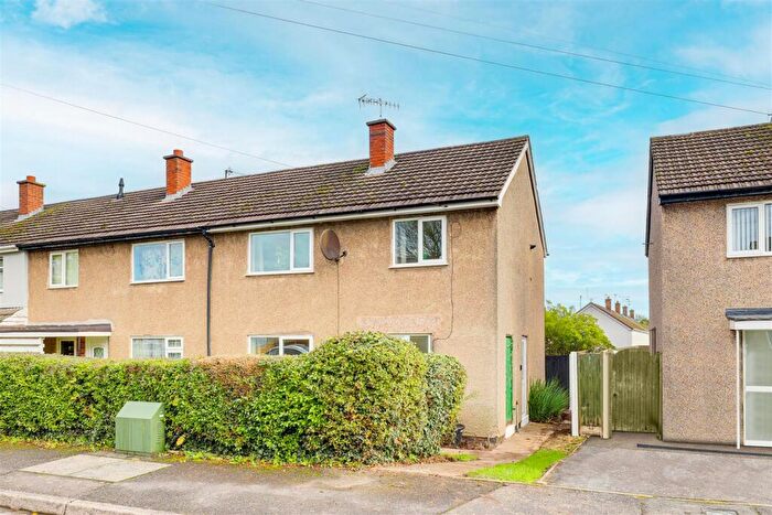 3 Bedroom End Of Terrace House For Sale In Bunting Close, Ilkeston, Derbyshire, DE7