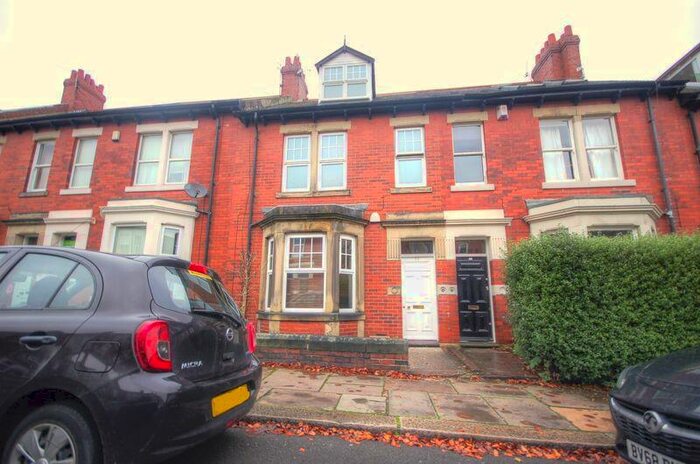 8 Bedroom Property To Rent In Buston Terrace, Newcastle Upon Tyne, NE2